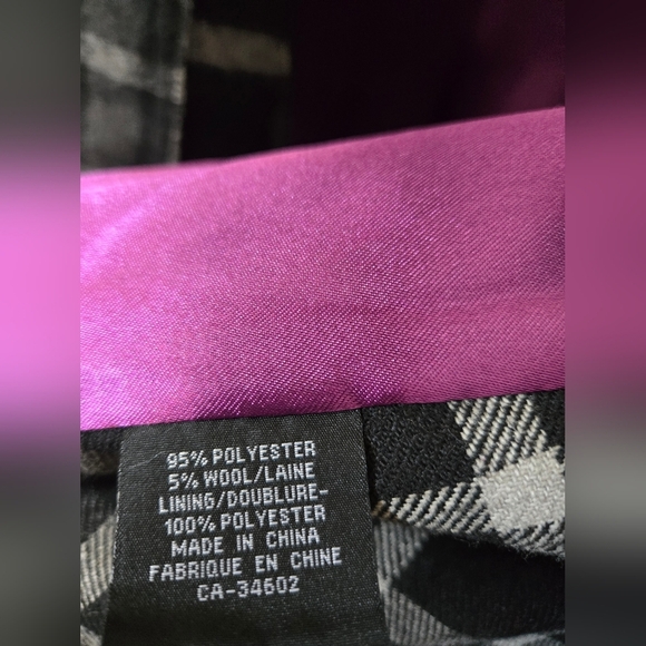 MARIO SERRANI Black, Grey Plaid Wrap Coat, Attached Scarf.Purple Silky Lining.8 - Picture 11 of 15